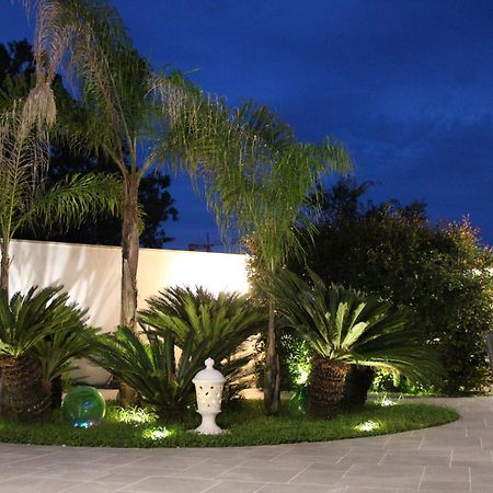 Bed and Breakfast Il Giardino Della Scuncerta Лечче Экстерьер фото
